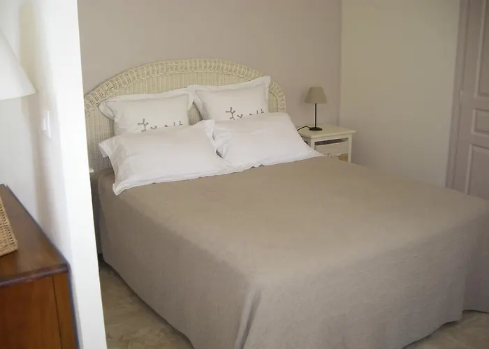Bed & Breakfast Chambres D'hotes La Raspeliere 3*